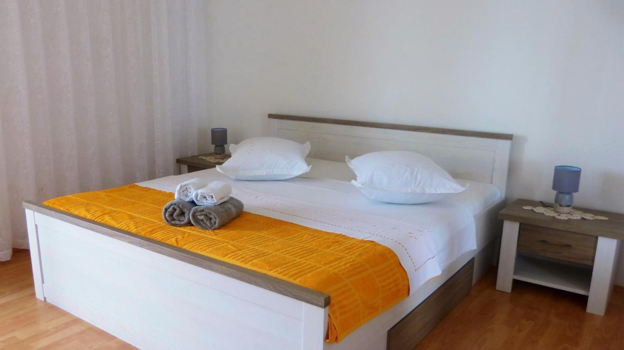 Stanici Beach Apartments Omiš Dış mekan fotoğraf