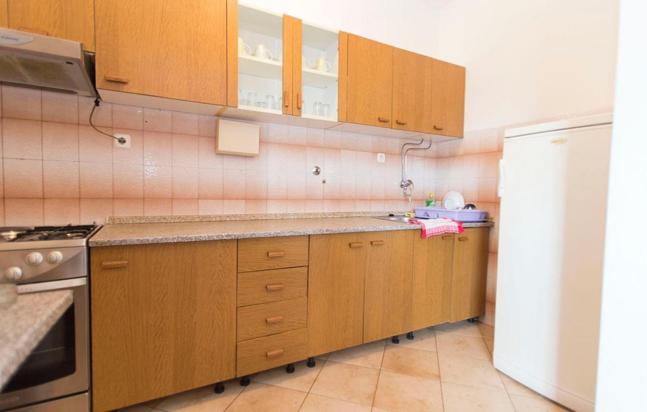 Stanici Beach Apartments Omiš Dış mekan fotoğraf