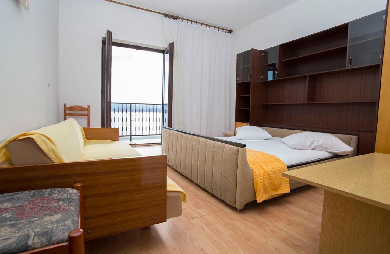 Stanici Beach Apartments Omiš Dış mekan fotoğraf