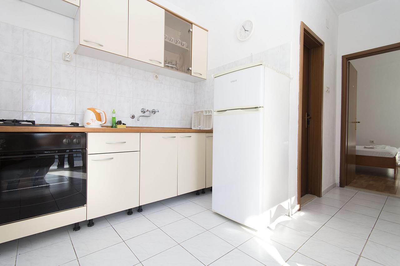 Stanici Beach Apartments Omiš Dış mekan fotoğraf
